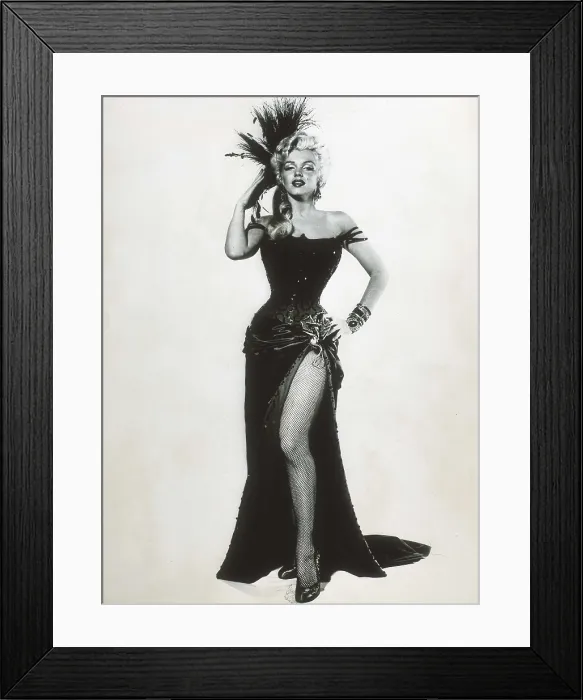 Framed Print : Monroe, Marilyn. Portrait of Marilyn Monroe. AISA / Everett Collection**US SALES ONLY**
