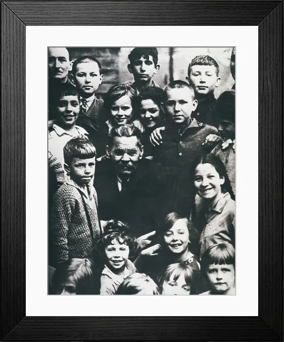 Framed Print : GORKI, Maksim (1868-1936). Gorky with children. AISA / Everett Collection**US SALES ONLY** Framed Print : GORKI, Maksim (1868-1936). Gorky with children. AISA / Everett Collection**US SALES ONLY**