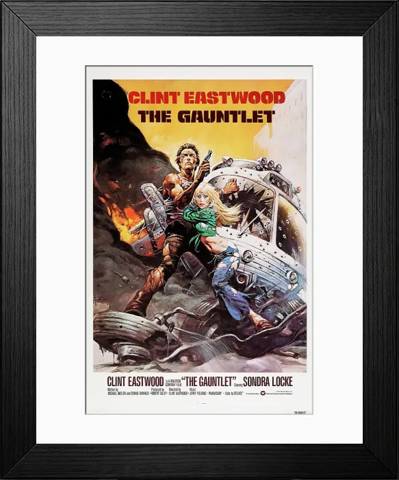 Framed Print : THE GAUNTLET, US poster, from left: Clint Eastwood, Sondra Locke, 1977. Warner Brothers  /  Courtesy: Everett Collection