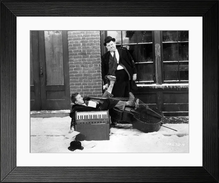 Framed Print : BELOW ZERO, Stan Laurel, Oliver Hardy [Laurel and Hardy], 1930
