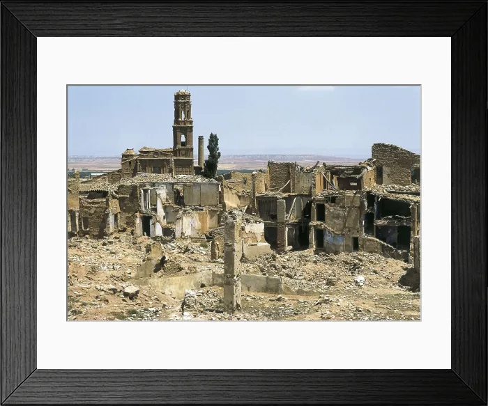 Framed Print : SPAIN. Belchite. Spanish Civil War (1936-1939). Ruins of the city of Belchite, where the battle of Belchite took place (24th August-5th September, 1936)