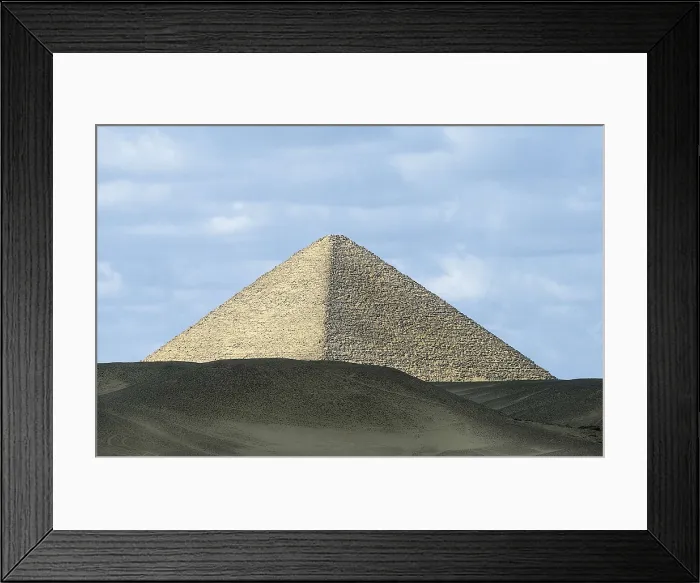 Framed Print : EGYPT. CAIRO. Dahshur. Snofru's second pyramid, also called the Red Pyramid. Egyptian art. Old Kingdom. Architecture. AISA / Everett Collection**US SALES ONLY**