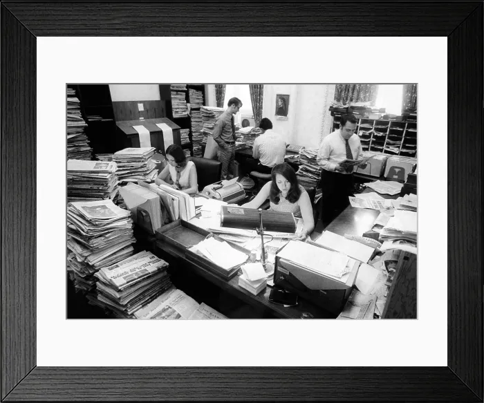 Framed Print : The Presidents daily news briefing, is produced by five young White House staffers
