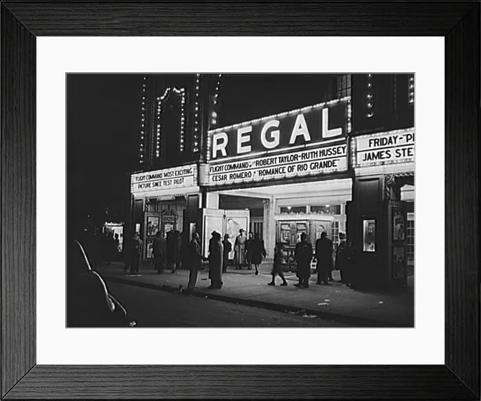 : The Regal Theater, showing FLIGHT COMMAND, with Robert Taylor, Ruth Hussey, ROMANCE OF THE RIO GRANDE, with Cesar Romero, and announcing THE PHILADELPHIA STORY : The Regal Theater, showing FLIGHT COMMAND, with Robert Taylor, Ruth Hussey, ROMANCE OF THE RIO GRANDE, with Cesar Romero, and announcing THE PHILADELPHIA STORY