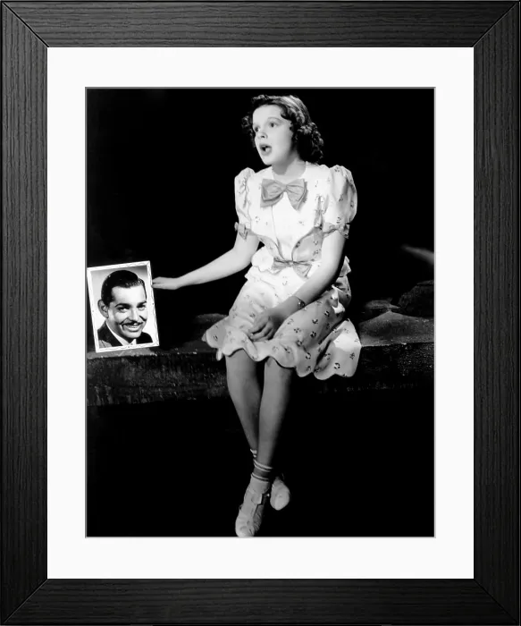 Framed Print : BROADWAY MELODY OF 1938, Judy Garland, singing You Made Me Love You to Clark Gable, 1937