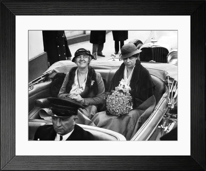 Framed Print : First Ladies car at the 1933 Presidential Inauguration Framed Print : First Ladies car at the 1933 Presidential Inauguration