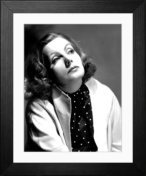 Framed Print : THE PAINTED VEIL, Greta Garbo, 1934