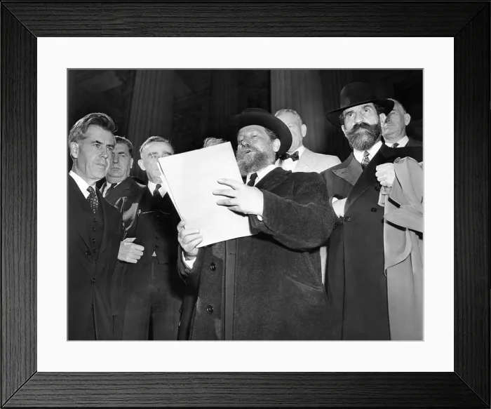Framed Print : Rabbi Eliezer Silver reads a petition challenging the US to assume the role of David and deliver European Jews from extermination by modern Philistines Framed Print : Rabbi Eliezer Silver reads a petition challenging the US to assume the role of David and deliver European Jews from extermination by modern Philistines