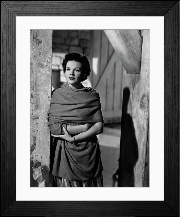 Framed Print : SUMMER STOCK, Judy Garland, 1950 Framed Print : SUMMER STOCK, Judy Garland, 1950