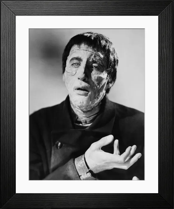 Framed Print : THE CURSE OF FRANKENSTEIN, Christopher Lee, 1957