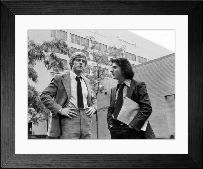 Framed Print : ALL THE PRESIDENT'S MEN, Robert Redford, Dustin Hoffman, 1976