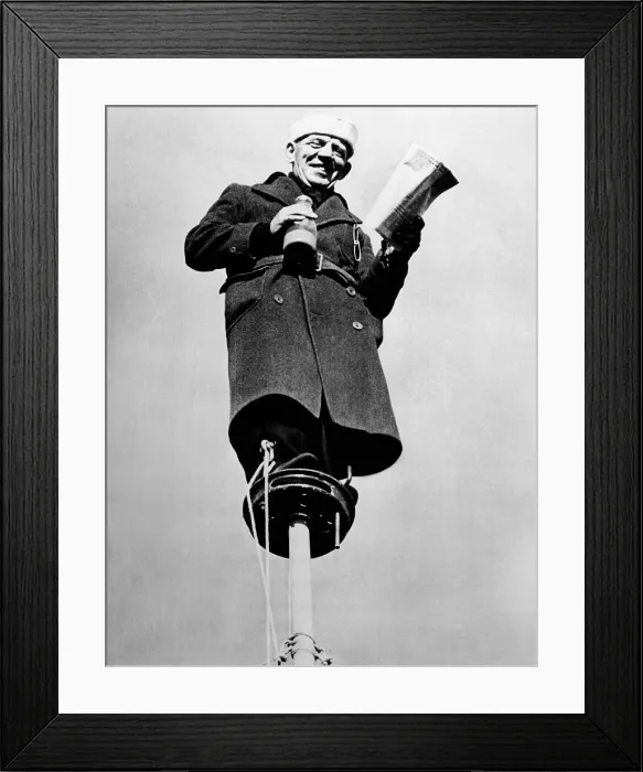 Framed Print : Alvin Shipwreck Kelly top a flagpole near College Park, Maryland, in October 1942. (CSU_ALPHA_1242) CSU Archives / Everett Collection Framed Print : Alvin Shipwreck Kelly top a flagpole near College Park, Maryland, in October 1942. (CSU_ALPHA_1242) CSU Archives / Everett Collection