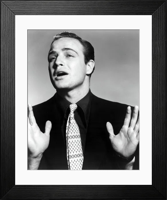 Framed Print : GUYS AND DOLLS, Marlon Brando, 1955 Framed Print : GUYS AND DOLLS, Marlon Brando, 1955