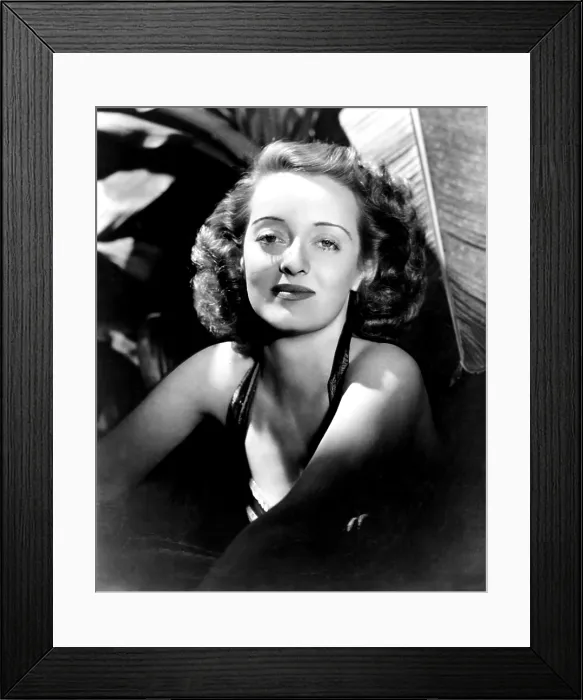 Framed Print : THE GREAT LIE, Bette Davis, 1941