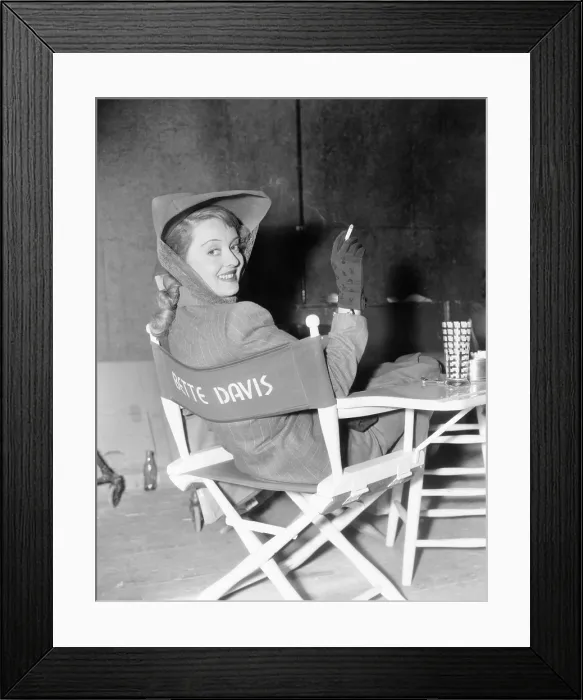 Framed Print : THE GREAT LIE, Bette Davis, on set, 1941