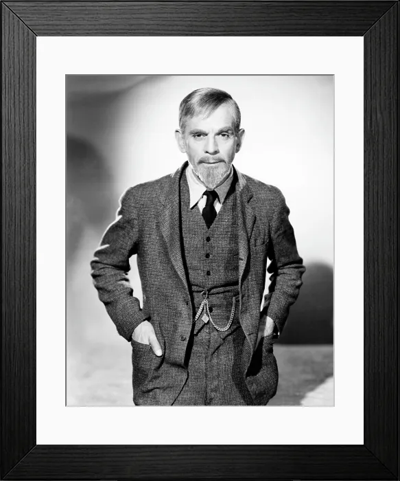 Framed Print : THE MAN WITH NINE LIVES, Boris Karloff, 1940 Framed Print : THE MAN WITH NINE LIVES, Boris Karloff, 1940