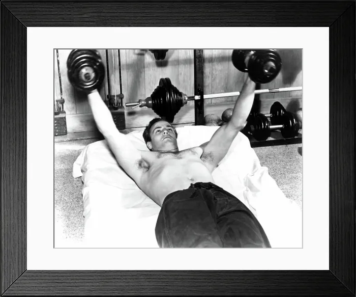 Framed Print : THE MEN, Marlon Brando, 1950 Framed Print : THE MEN, Marlon Brando, 1950