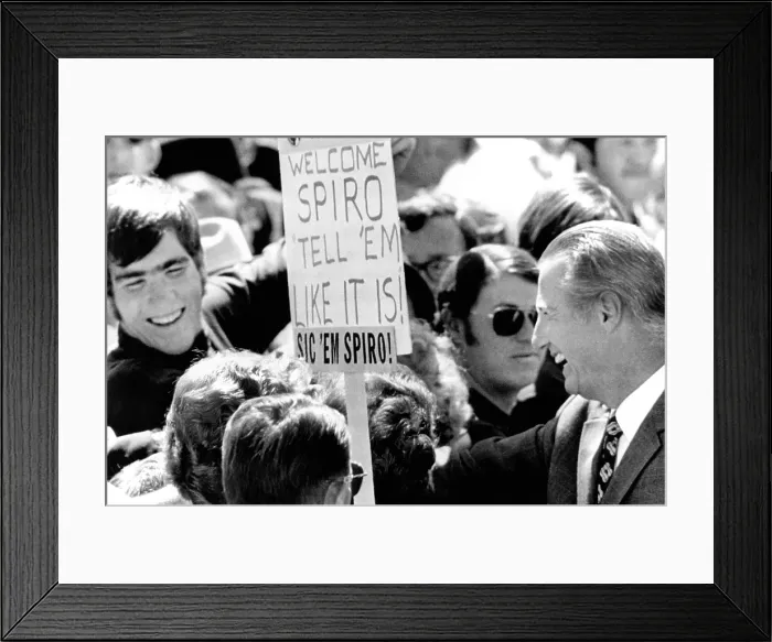 Framed Print : Vice President Spiro Agnew was greeted by 300 persons in Albuquerque