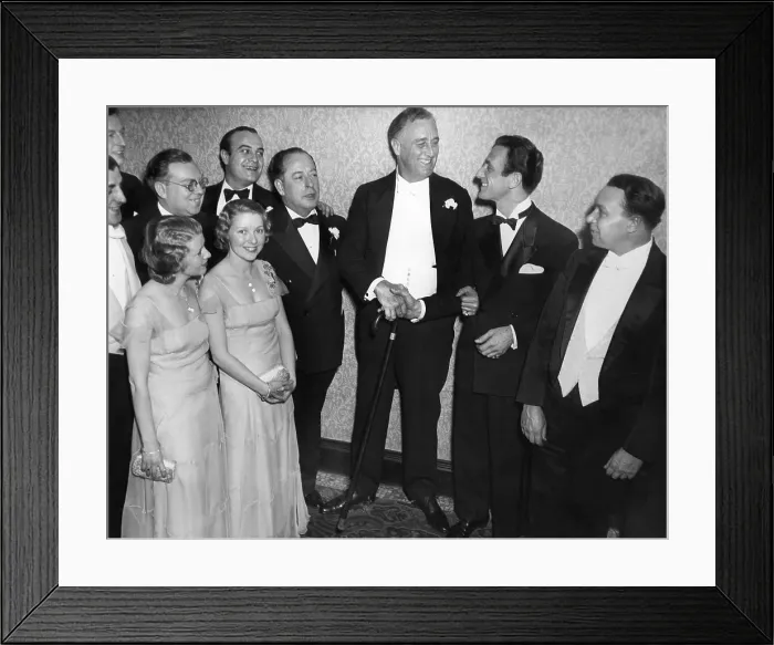 Framed Print : President-elect Franklin Roosevelt smiles at Arthur Tracy, The Street Singer in the fall of 1932