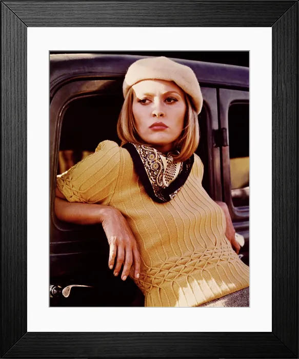 Framed Print : BONNIE AND CLYDE, Faye Dunaway, 1967 Framed Print : BONNIE AND CLYDE, Faye Dunaway, 1967