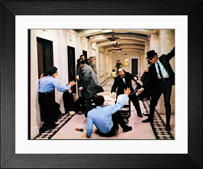 Framed Print : THOMAS CROWN AFFAIR, 1968