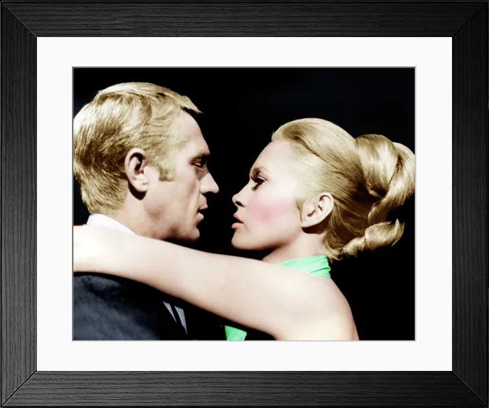 Framed Print : THE THOMAS CROWN AFFAIR, from left: Steve McQueen, Faye Dunaway, 1968 Framed Print : THE THOMAS CROWN AFFAIR, from left: Steve McQueen, Faye Dunaway, 1968