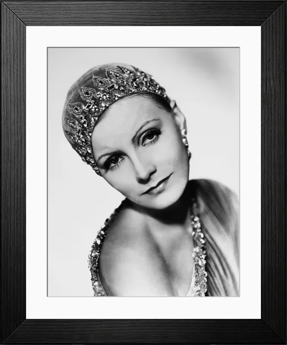 Framed Print : MATA HARI, Greta Garbo, 1931 Framed Print : MATA HARI, Greta Garbo, 1931