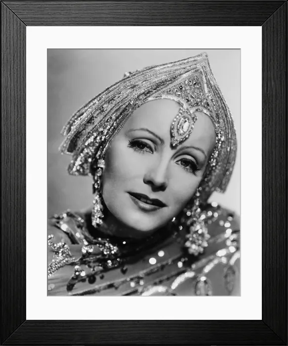 Framed Print : MATA HARI, Greta Garbo, 1931 Framed Print : MATA HARI, Greta Garbo, 1931