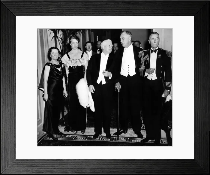 Framed Print : President Franklin and Eleanor Roosevelt were dinner guests at Vice-President and Mrs. Garner hotel apartment in Washington. L-R: Mrs. Garner; Mrs Framed Print : President Franklin and Eleanor Roosevelt were dinner guests at Vice-President and Mrs. Garner hotel apartment in Washington. L-R: Mrs. Garner; Mrs