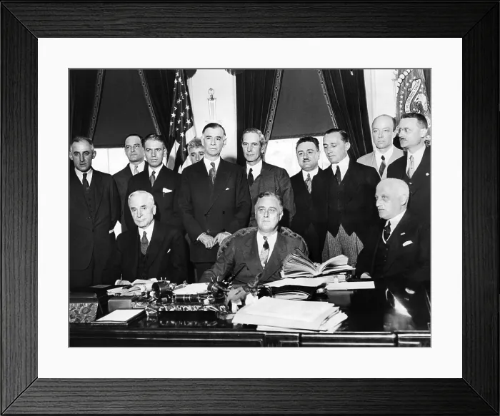 Framed Print : President Franklin Roosevelt with preparing for the 1933 World Economic Conference. Seated, L-R: Cordell Hull, Secy. Of State; FDR; Guido Jung, Italian Minister of Finance