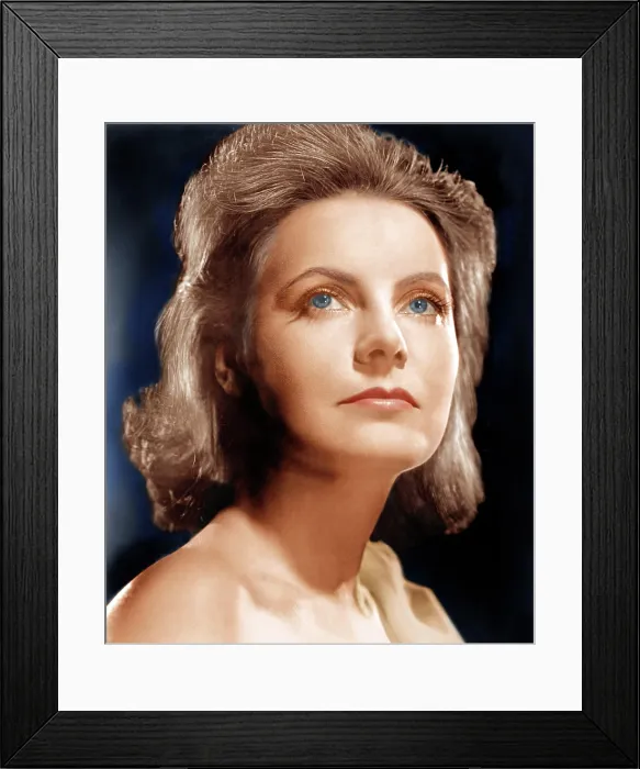 Framed Print : NINOTCHKA, Greta Garbo, 1939