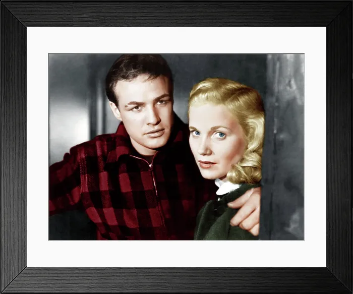 Framed Print : ON THE WATERFRONT, from left: Marlon Brando, Eva Marie Saint, 1954 Framed Print : ON THE WATERFRONT, from left: Marlon Brando, Eva Marie Saint, 1954