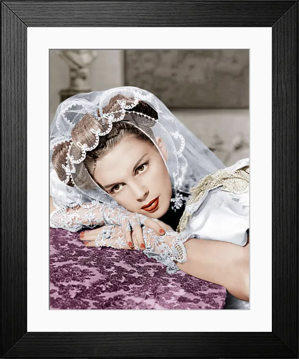 Framed Print : THE PIRATE, Judy Garland, 1948 Framed Print : THE PIRATE, Judy Garland, 1948