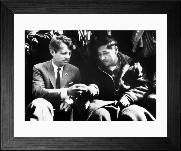 Framed Print : Cesar Chavez ends his hunger strike with Sen. Robert Kennedy Framed Print : Cesar Chavez ends his hunger strike with Sen. Robert Kennedy