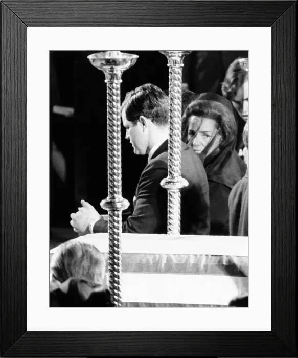 Framed Print : Robert Kennedy's funeral. Widowed Ethel Kennedy casts a sideward glance over the shoulder of her brother-in-law, Sen Framed Print : Robert Kennedy's funeral. Widowed Ethel Kennedy casts a sideward glance over the shoulder of her brother-in-law, Sen
