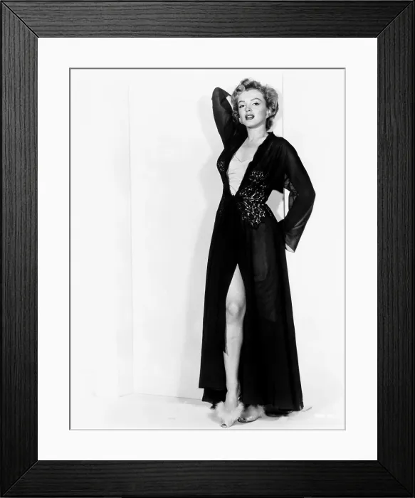 Framed Print : DON'T BOTHER TO KNOCK, Marilyn Monroe, in a costume by Travilla, 1952, TM & Copyright 20th Century Fox Film Corp. All rights reserved / Courtesy Everett Collection