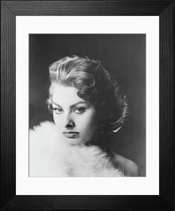 Framed Print : THE PRIDE AND THE PASSION, Sophia Loren, 1957