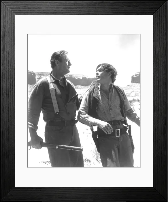Framed Print : THE SEARCHERS, John Wayne, Jeffery Hunter, 1956