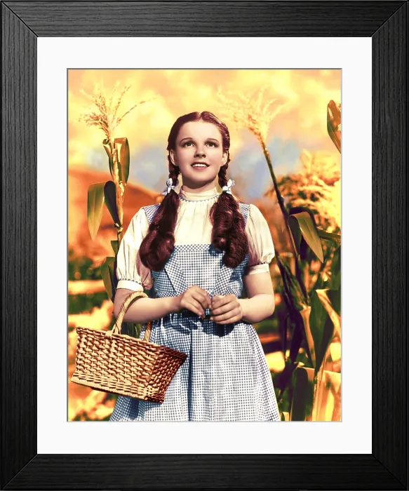 Framed Print : THE WIZARD OF OZ, Judy Garland, 1939