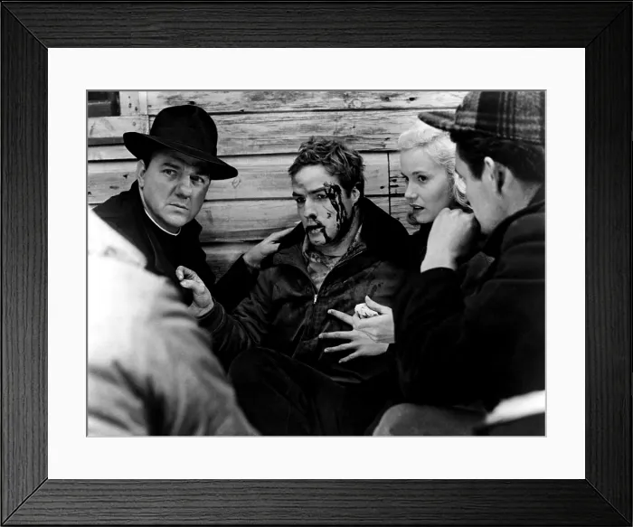 Framed Print : ON THE WATERFRONT, Karl Malden, Marlon Brando, Eva Marie Saint, 1954 Framed Print : ON THE WATERFRONT, Karl Malden, Marlon Brando, Eva Marie Saint, 1954
