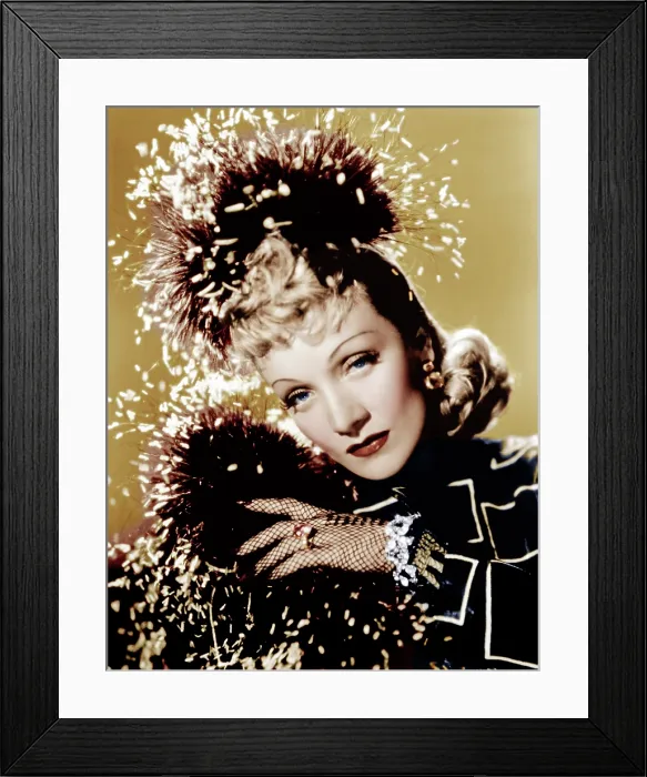 Framed Print : SEVEN SINNERS, Marlene Dietrich, 1940