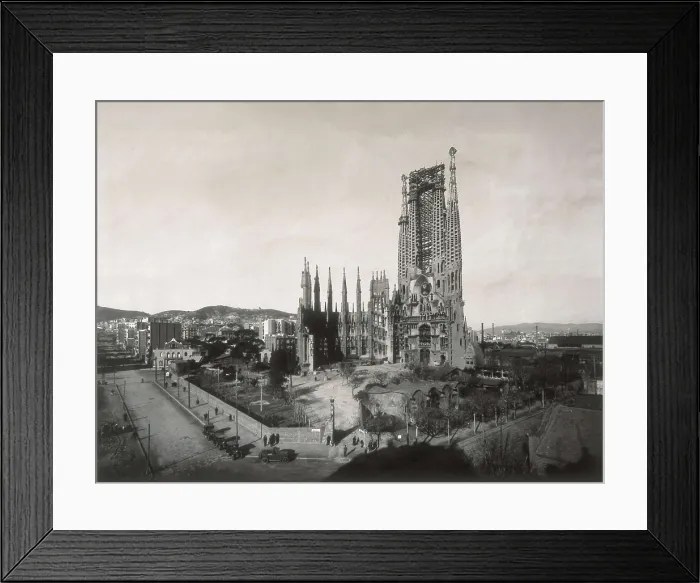 Framed Print : GAUDI i CORNET, Antoni (1852-1926). Sagrada Familia (Expiatory Temple of the Holy Family). 1884-1926. SPAIN. Barcelona. Expiatory Church of the Holy Family Framed Print : GAUDI i CORNET, Antoni (1852-1926). Sagrada Familia (Expiatory Temple of the Holy Family). 1884-1926. SPAIN. Barcelona. Expiatory Church of the Holy Family