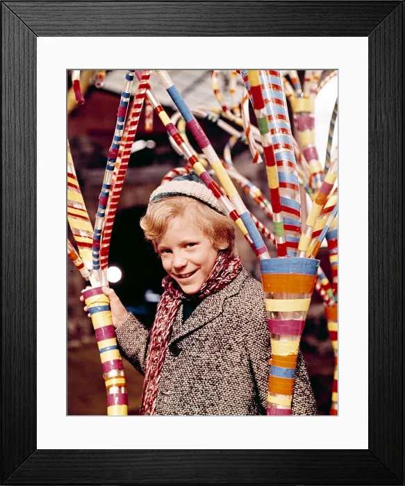 Framed Print : WILLY WONKA AND THE CHOCOLATE FACTORY, Peter Ostrum, 1971 Framed Print : WILLY WONKA AND THE CHOCOLATE FACTORY, Peter Ostrum, 1971