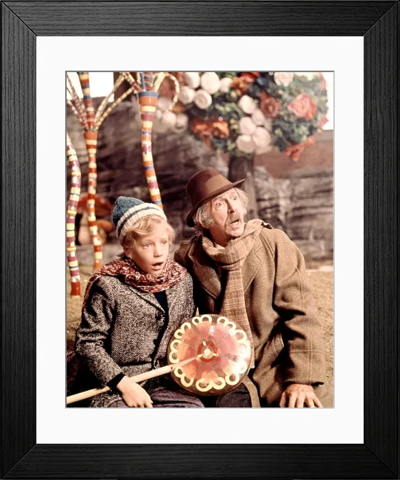 Framed Print : WILLY WONKA AND THE CHOCOLATE FACTORY, Peter Ostrum, Jack Albertson, 1971