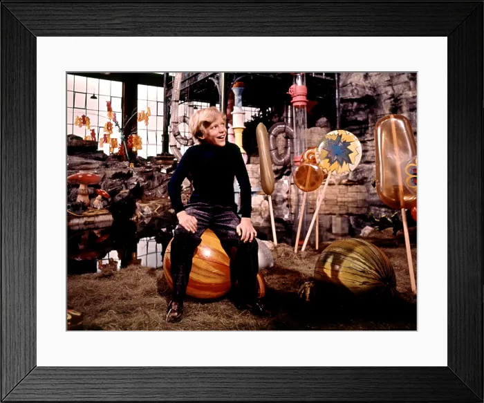 Framed Print : WILLY WONKA AND THE CHOCOLATE FACTORY, Peter Ostrum, 1971