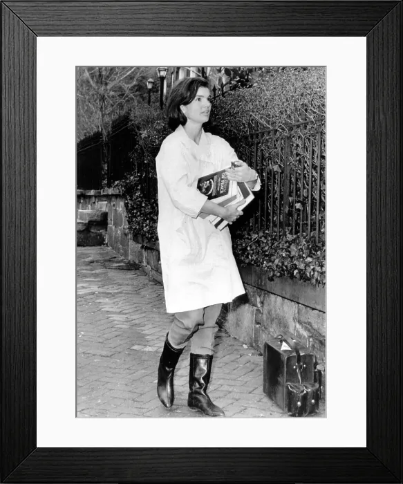 Framed Print : Jacqueline Kennedy, moving into her new Georgetown home