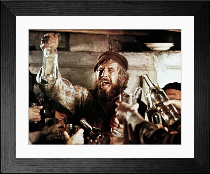 Framed Print : FIDDLER ON THE ROOF, Topol, 1971 Framed Print : FIDDLER ON THE ROOF, Topol, 1971