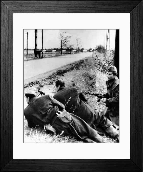 Framed Print : The 1956 Hungarian Uprising. Anti-Soviet rebels, armed with submachine guns, near the Austrian border Framed Print : The 1956 Hungarian Uprising. Anti-Soviet rebels, armed with submachine guns, near the Austrian border