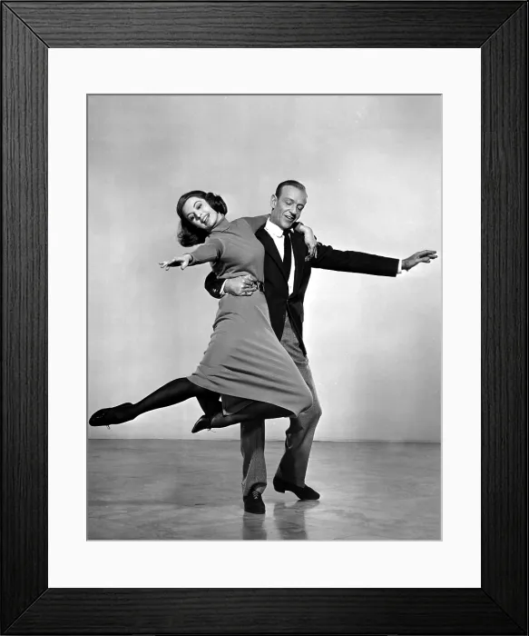 Framed Print : SILK STOCKINGS, Cyd Charisse, Fred Astaire, 1957