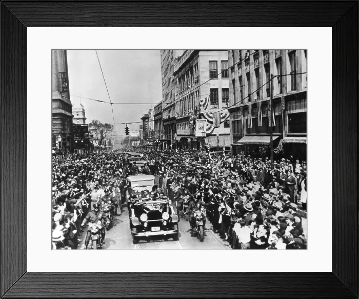 Framed Print : Governor Franklin Roosevelt campaigning for President in Atlanta. FDR waves his hat at the crowds from the back seat of his open car. Oct. 24, 1932